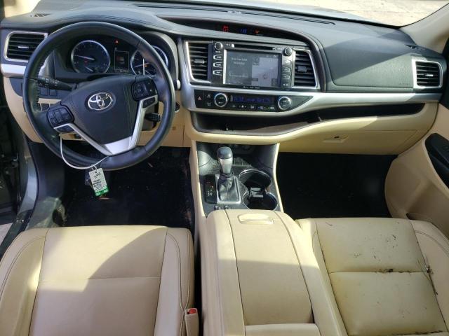 Photo 8 from auction – 2018 TOYOTA HIGHLANDER with VIN 5TDKZRFH1JS260079