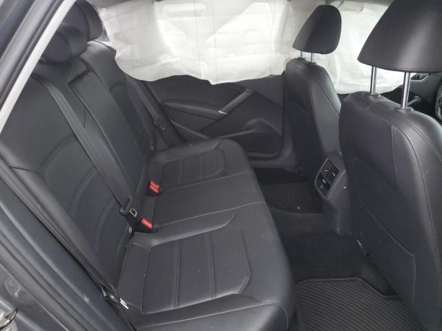 Photo 10 from auction – 2017 VOLKSWAGEN PASSAT SE with VIN 1VWBT7A37HC073973