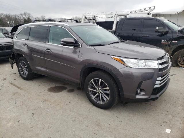 Photo 1 from auction – 2019 TOYOTA HIGHLANDER with VIN 5TDJZRFH1KS579754