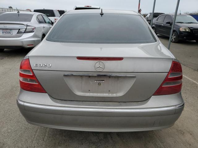 Photo 6 from auction – 2005 MERCEDES-BENZ E 320 with VIN WDBUF65J05A671429