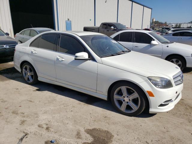 Photo 4 from auction – 2011 MERCEDES-BENZ C 300 with VIN WDDGF5EB0BR171906