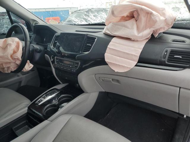 Photo 8 from auction – 2020 HONDA PILOT TOUR with VIN 5FNYF6H96LB005071