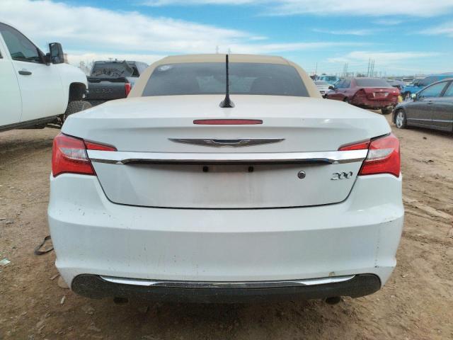 Photo 6 from auction – 2013 CHRYSLER 200 TOURIN with VIN 1C3BCBEGXDN632843