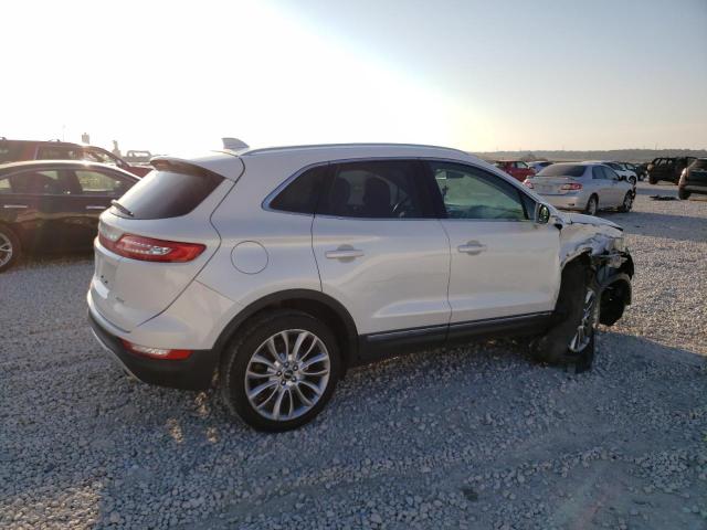 Photo 3 from auction – 2017 LINCOLN MKC RESERV with VIN 5LMCJ3C9XHUL16878