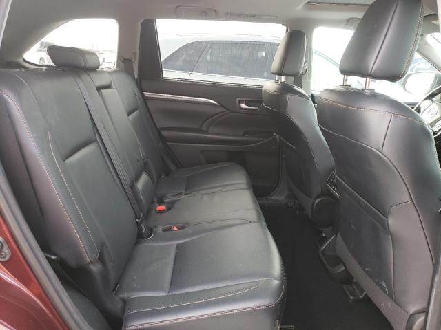 Photo 11 from auction – 2018 TOYOTA HIGHLANDER with VIN 5TDDZRFHXJS877683
