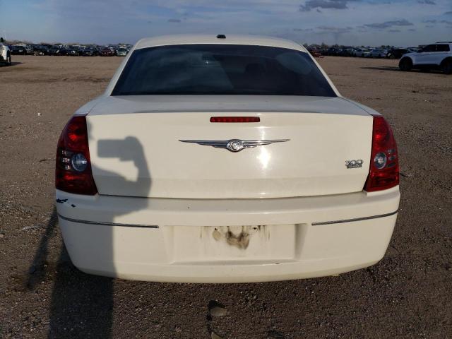 Photo 6 from auction – 2010 CHRYSLER 300 TOURIN with VIN 2C3CA5CV2AH132449