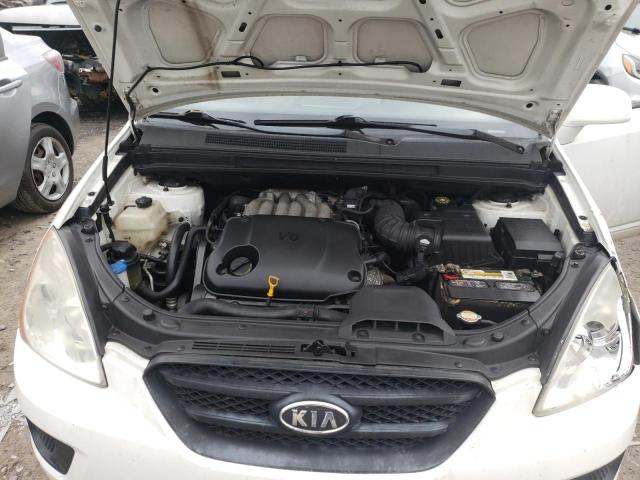Photo 12 from auction – 2008 KIA RONDO LX with VIN KNAFG526687130871
