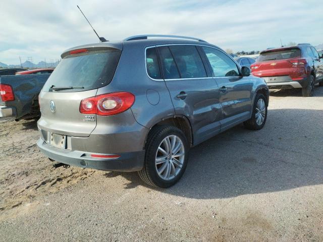 Photo 3 from auction – 2010 VOLKSWAGEN TIGUAN SE with VIN WVGBV7AX9AW517841