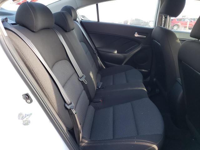 Photo 10 from auction – 2017 KIA FORTE LX with VIN 3KPFK4A70HE083231