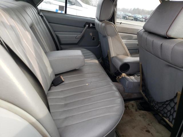 Photo 10 from auction – 1986 MERCEDES-BENZ 190 E 2.3 with VIN WDBDA24D6GF251764
