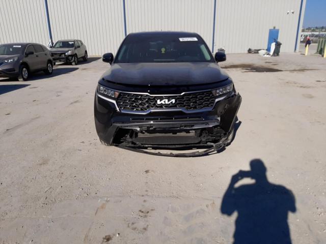 Photo 5 from auction – 2022 KIA SORENTO LX with VIN 5XYRG4LC3NG102829
