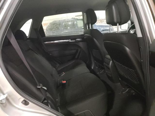 Photo 10 from auction – 2015 KIA SORENTO LX with VIN 5XYKT3A61FG649054
