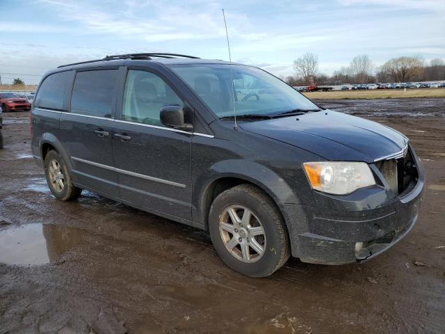 Photo 4 from auction – 2010 CHRYSLER TOWN & COU with VIN 2A4RR5D13AR491257