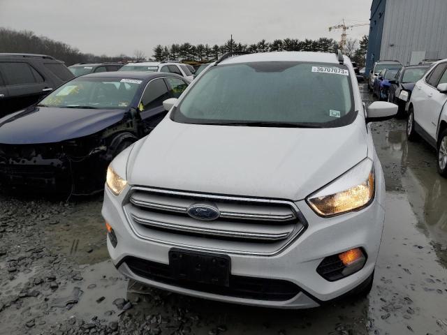 Photo 5 from auction – 2018 FORD ESCAPE SE with VIN 1FMCU9GD9JUC25991