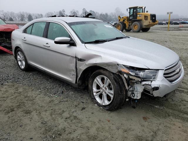 Photo 4 from auction – 2015 FORD TAURUS SEL with VIN 1FAHP2E86FG134820