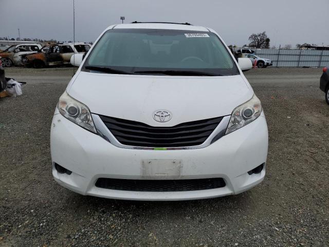 Photo 5 from auction – 2013 TOYOTA SIENNA LE with VIN 5TDKK3DC7DS298638