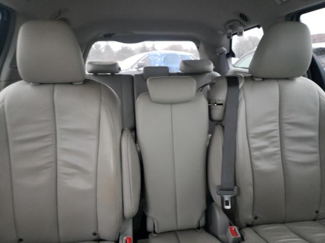 Photo 10 from auction – 2013 TOYOTA SIENNA XLE with VIN 5TDYK3DC2DS375815
