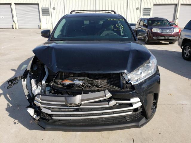 Photo 5 from auction – 2019 TOYOTA HIGHLANDER with VIN 5TDZZRFH0KS327903
