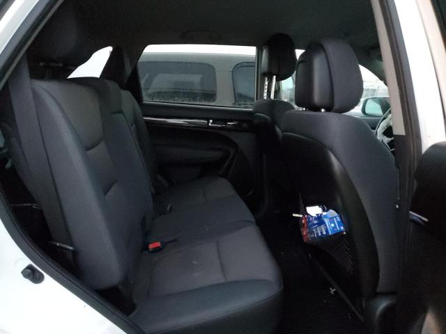 Photo 11 from auction – 2013 KIA SORENTO LX with VIN 5XYKTCA69DG404029