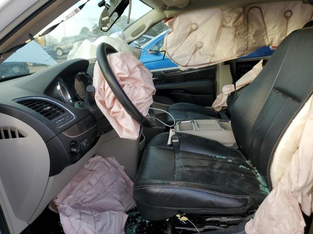 Photo 7 from auction – 2014 CHRYSLER TOWN & COU with VIN 2C4RC1BG2ER255888