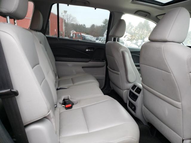 Photo 11 from auction – 2016 HONDA PILOT TOUR with VIN 5FNYF6H92GB071378