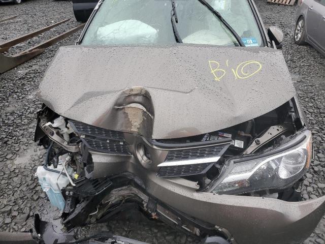 Photo 12 from auction – 2015 TOYOTA RAV4 LIMIT with VIN JTMDFREV9FD174367