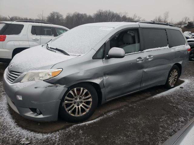 TOYOTA SIENNA XLE 2013 with VIN 5TDYK3DC2DS375815 - Photo from auction