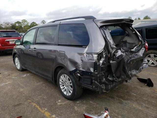 Photo 2 from auction – 2017 TOYOTA SIENNA XLE with VIN 5TDYZ3DC7HS864969