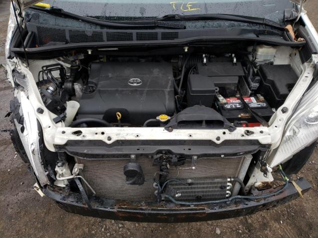 Photo 12 from auction – 2013 TOYOTA SIENNA XLE with VIN 5TDDK3DCXDS065863