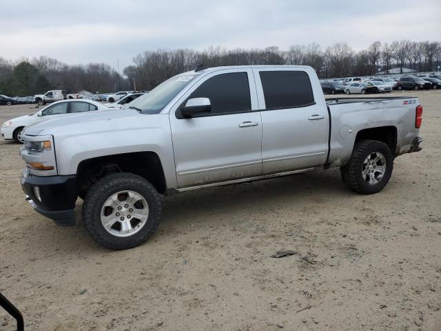 CHEVROLET SILVERADO 2018 with VIN 3GCUKREC2JG399042 - Photo from auction