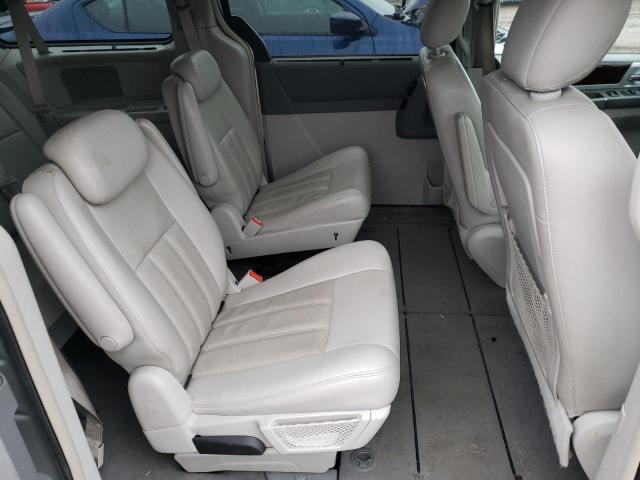 Photo 11 from auction – 2009 CHRYSLER TOWN & COU with VIN 2A8HR54199R649915
