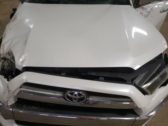 Photo 12 from auction – 2015 TOYOTA 4RUNNER SR with VIN JTEBU5JR0F5210404