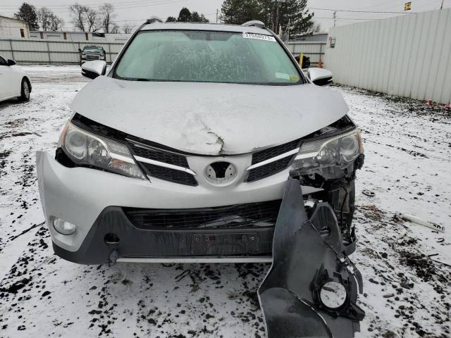 Photo 5 from auction – 2015 TOYOTA RAV4 LIMIT with VIN 2T3DFREVXFW329320