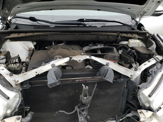 Photo 12 from auction – 2017 TOYOTA HIGHLANDER with VIN 5TDJZRFH7HS420746