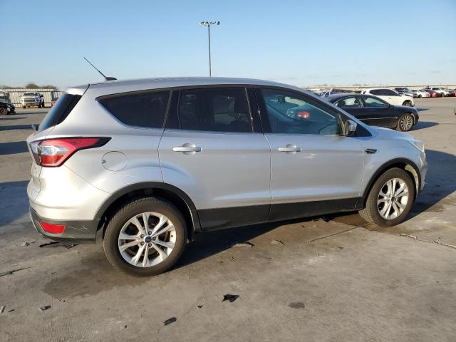 Photo 3 from auction – 2017 FORD ESCAPE SE with VIN 1FMCU0GD2HUC97699