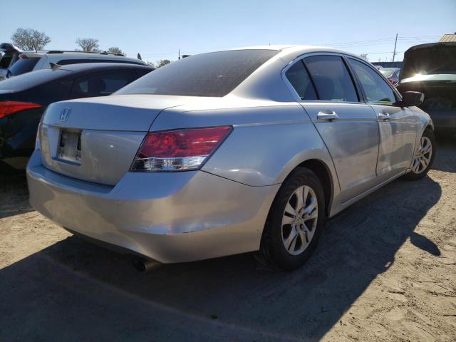 Photo 3 from auction – 2008 HONDA ACCORD LXP with VIN JHMCP26438C074228