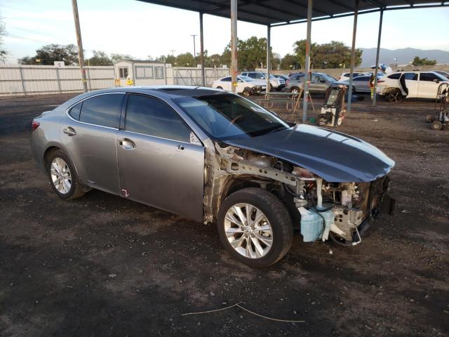 Foto 4 de la subasta – 2015 LEXUS ES 300H con VIN JTHBW1GG6F2093182