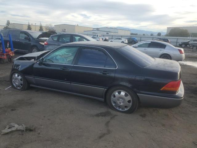Photo 2 from auction – 1998 ACURA 3.5RL SE with VIN JH4KA9687WC010683