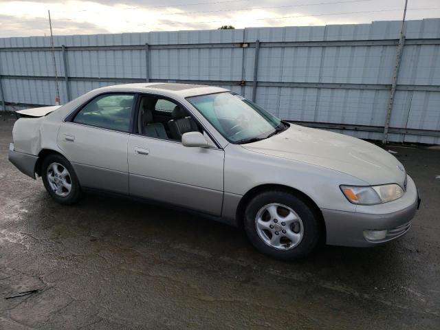 Photo 4 from auction – 1999 LEXUS ES 300 with VIN JT8BF28G7X0233628