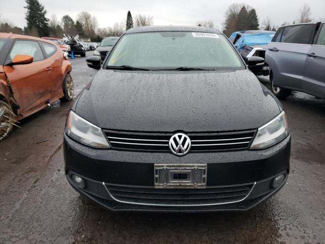 Photo 5 from auction – 2011 VOLKSWAGEN JETTA TDI with VIN 3VWLL7AJ2BM090107