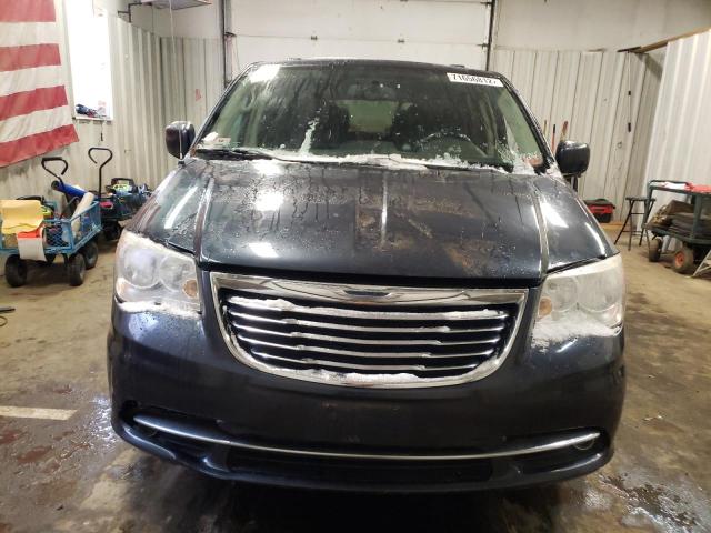 Photo 5 from auction – 2013 CHRYSLER TOWN & COU with VIN 2C4RC1BG3DR657904