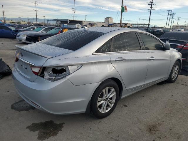 Photo 3 from auction – 2013 HYUNDAI SONATA GLS with VIN 5NPEB4AC4DH572875
