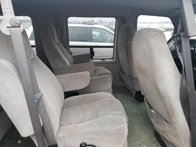 Photo 11 from auction – 2002 DODGE RAM VAN B1 with VIN 2B6HB11X12K119809