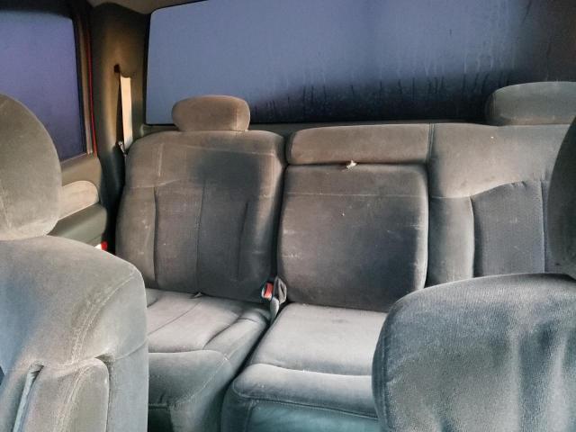 Photo 10 from auction – 2001 CHEVROLET SILVERADO with VIN 1GCHC23G11F147151