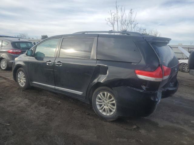 Photo 2 from auction – 2012 TOYOTA SIENNA XLE with VIN 5TDYK3DC0CS200865