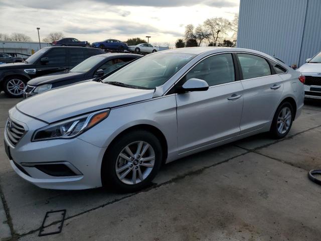 HYUNDAI SONATA SE 2017 with VIN 5NPE24AF8HH558560 - Photo from auction