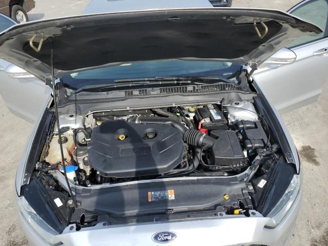 Photo 11 from auction – 2015 FORD FUSION SE with VIN 3FA6P0H92FR110457