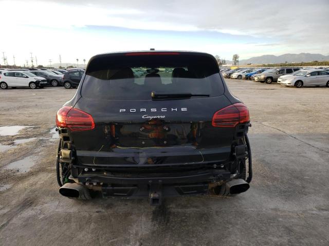 Photo 6 from auction – 2017 PORSCHE CAYENNE with VIN WP1AA2A24HKA91236
