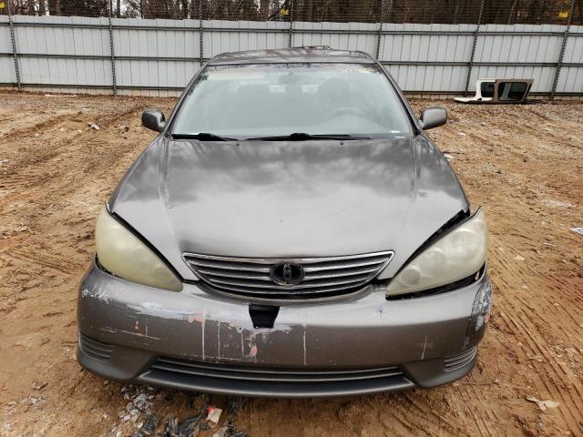 Photo 5 from auction – 2005 TOYOTA CAMRY LE with VIN 4T1BE32K75U501201