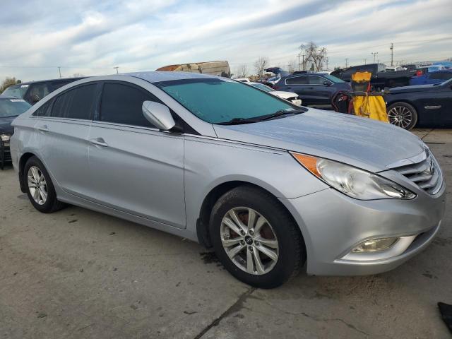 Photo 4 from auction – 2013 HYUNDAI SONATA GLS with VIN 5NPEB4AC4DH572875